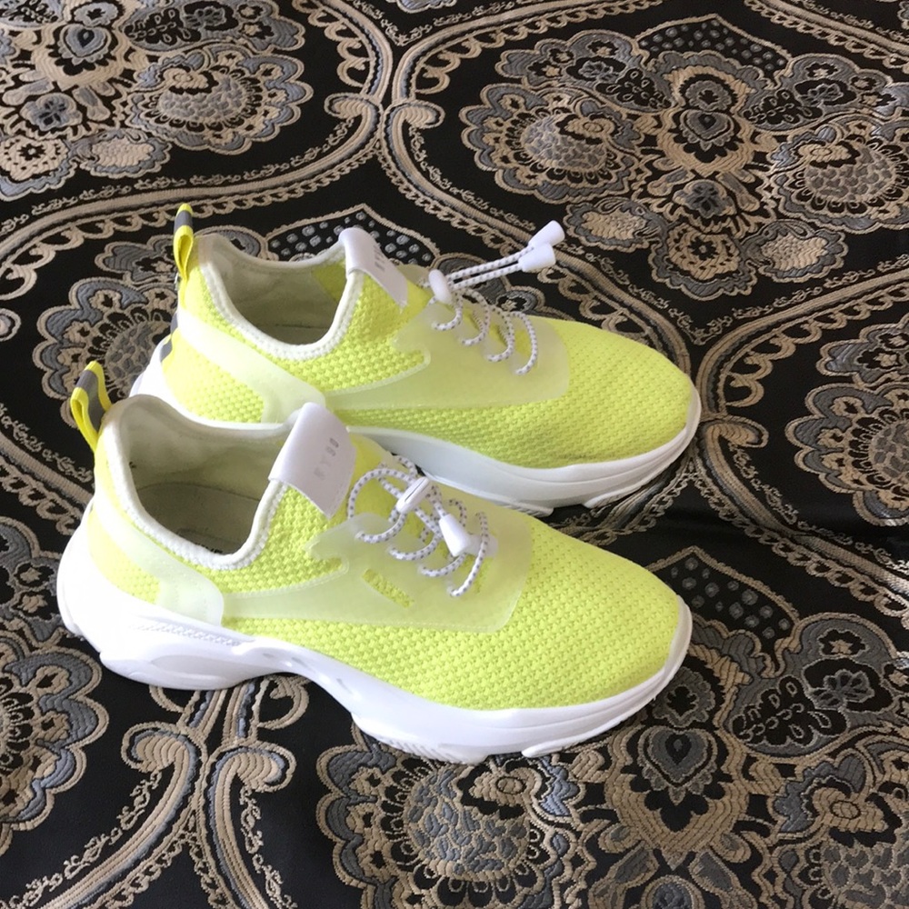 Myles Yellow Steve Madden Shoes